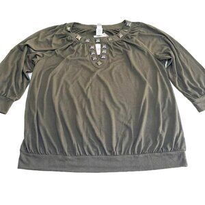 ❤️ 🆕 REQ Olivebranch Faded Charm Top Size PXL